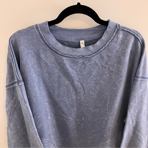 FP Movement by Free People Metti Sweatshirt in Navy Small - Picture 3 of 12